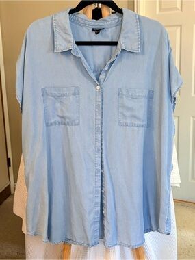 torrid Light Blue Chambray Button-Up Camp Shirt 3X
